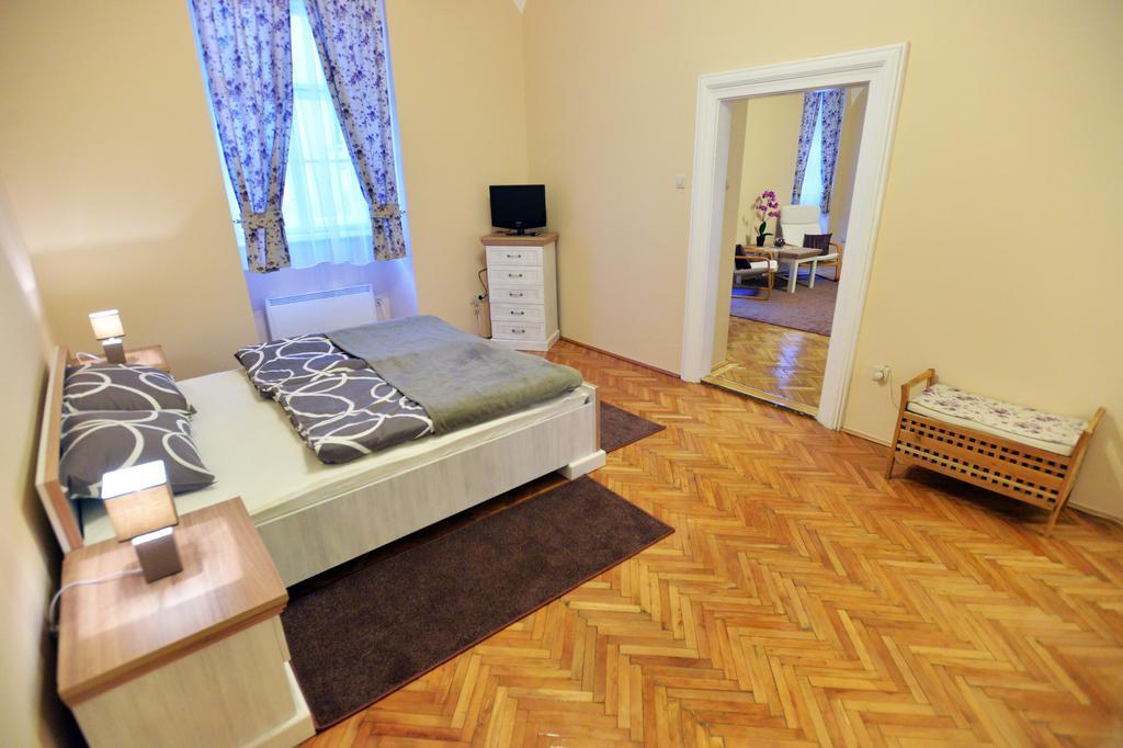 Foter Apartman Eger Zewnętrze zdjęcie